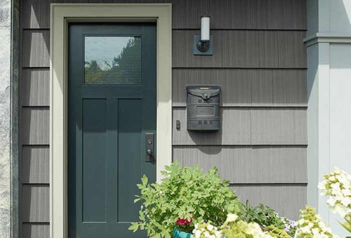 Freshen up Your Curb Appeal: 6 Steps To Paint Your Front Door